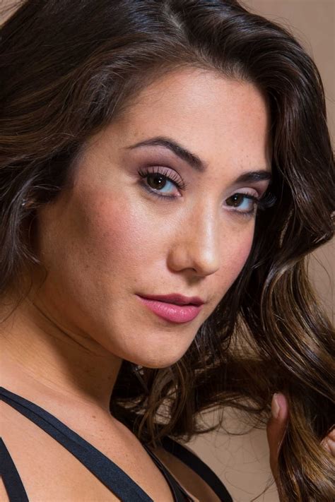 eva lovia naked pictures|Eva Lovia photos 